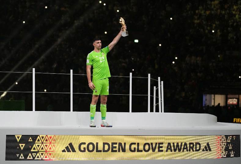 حارس الأرجنتين بعد التتويج بالمونديال: لقد حلمت كثيرا بهذا اليوم