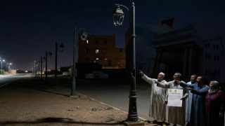 الإنارة العمومية بطانطان.. اختصاص ذاتي بلا أثر ملموس: شكايات متعددة تطرح سؤال التدبير